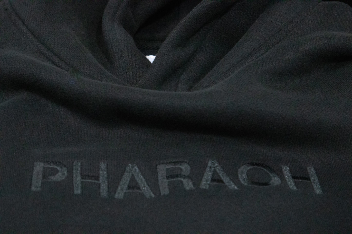 PHARAOH ESSENITAL HOODIE | BLACK